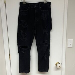 Women’s Black Distressed Ripped Jeans